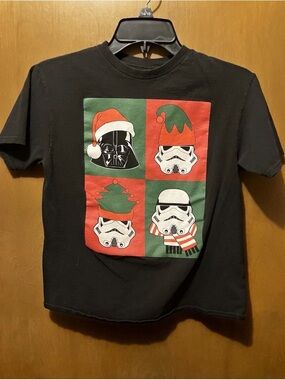 Multiple Black Kids Star Wars Holiday Panel Tee and Gray Santa face xl